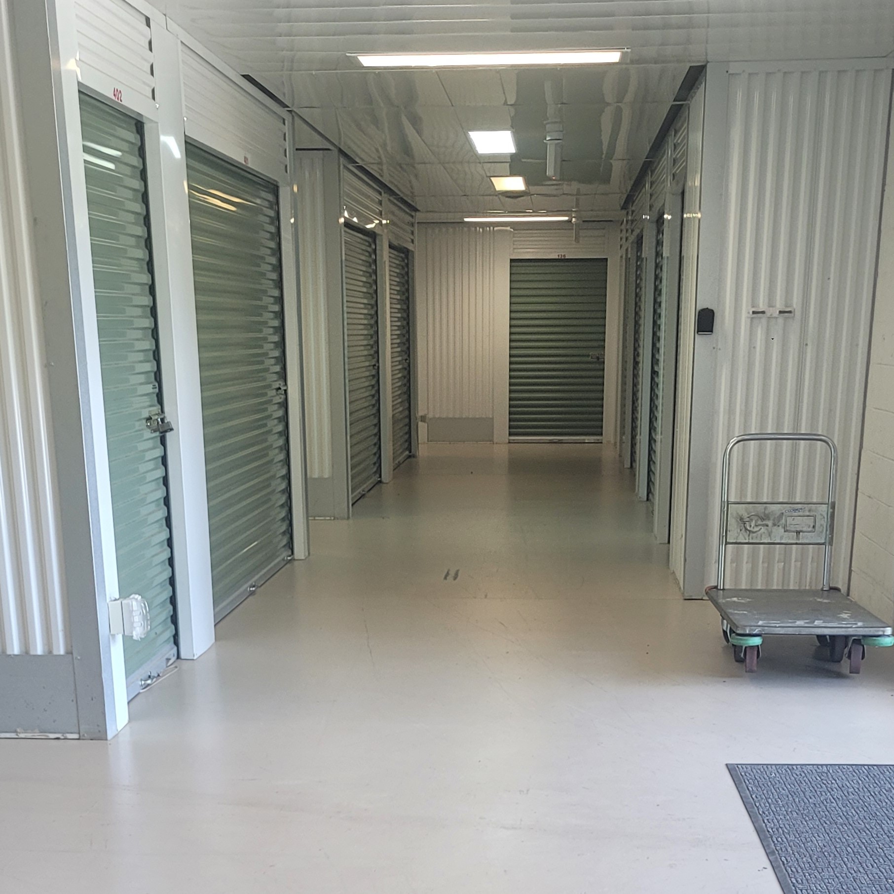 White Oak Self Storage is an affordable and clean storage facility